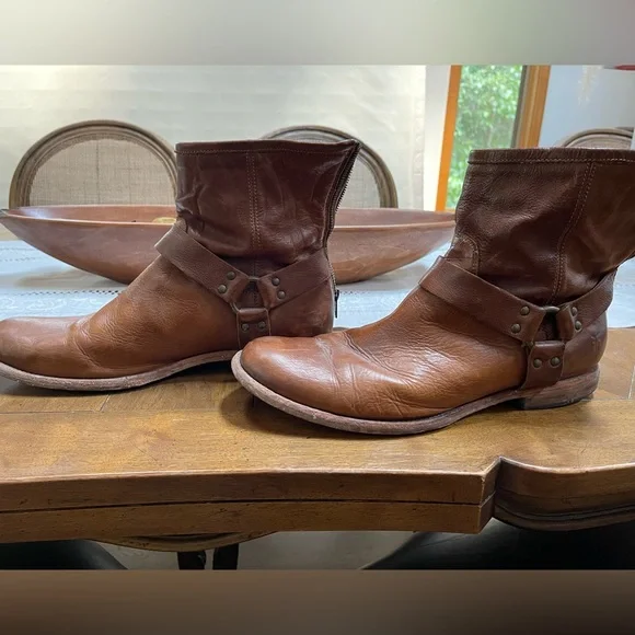 Frye weston harness boot hotsell